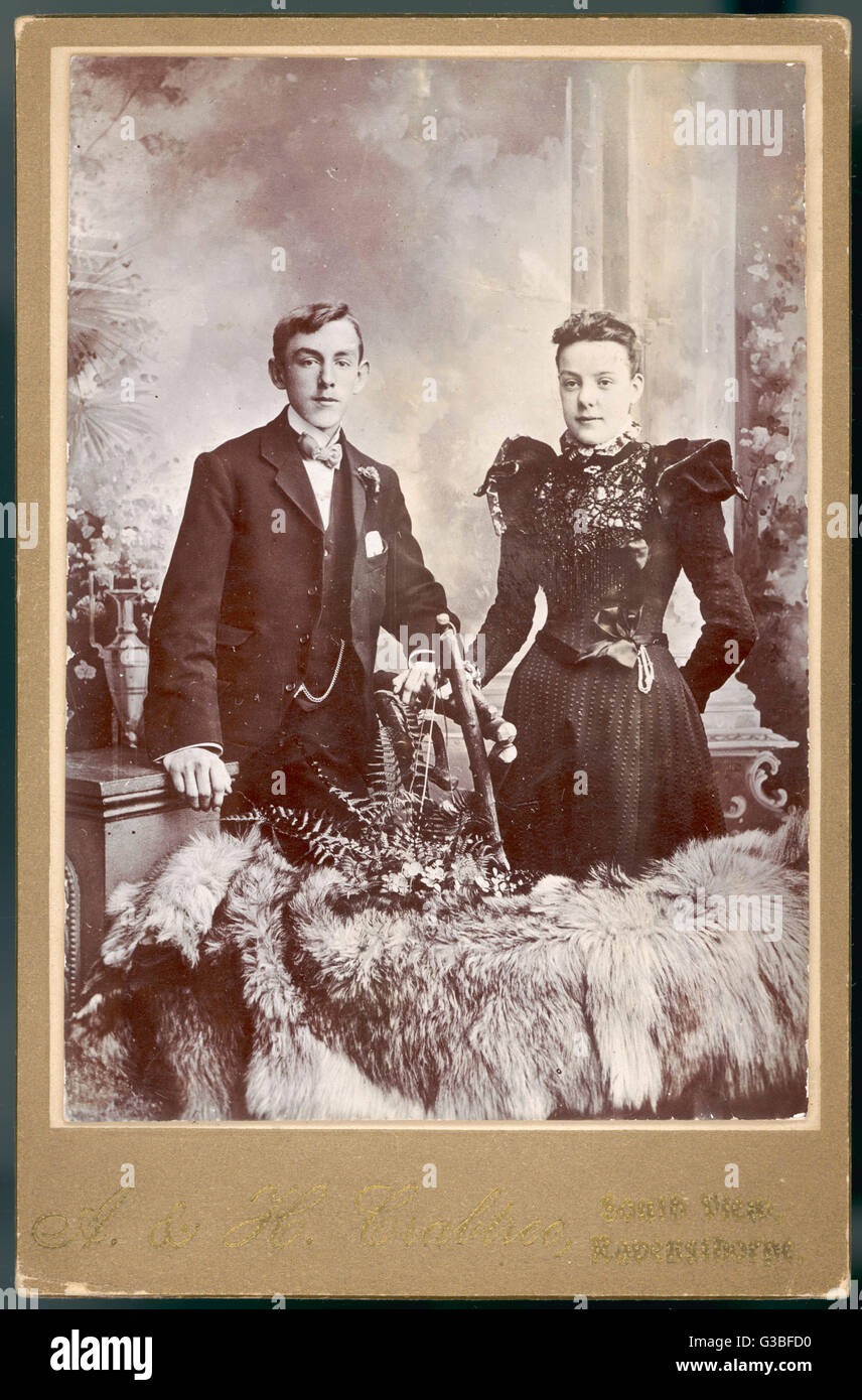 Costume - Coppia 1890s Foto Stock