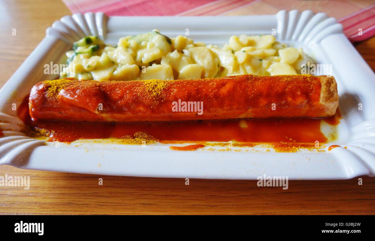 Un curry wurst salsicce a Berlino Foto Stock