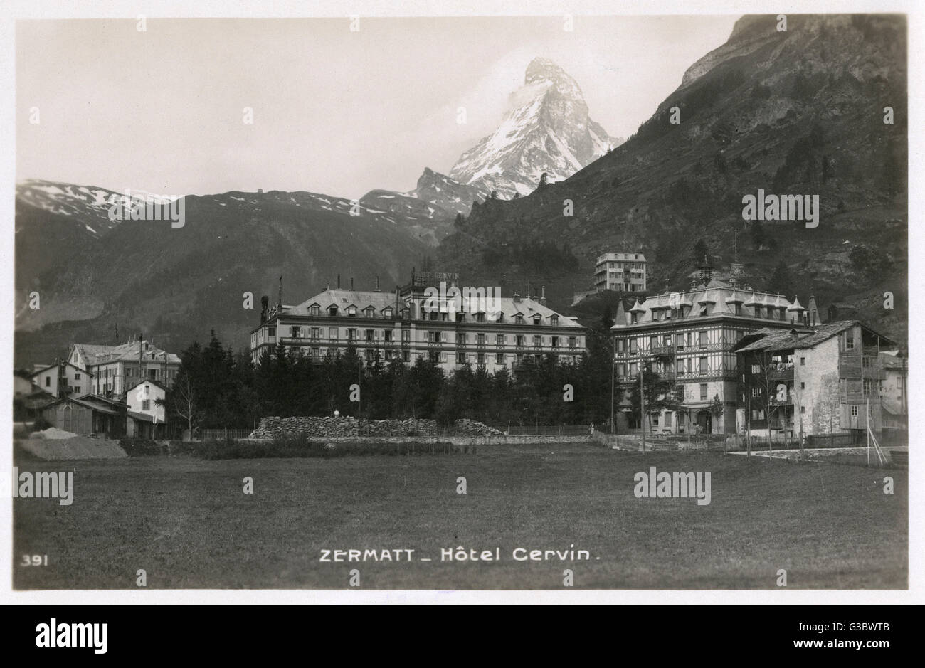 Zermatt - Hotel Cervin - Cervino visibile in background Data: 1920s Foto Stock