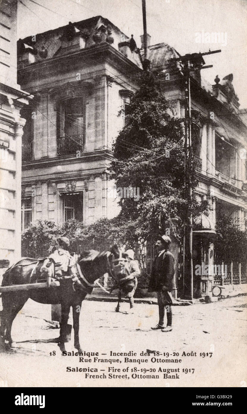 Grande fuoco a Salonicco - Via Francese - Banca Ottomana Foto Stock