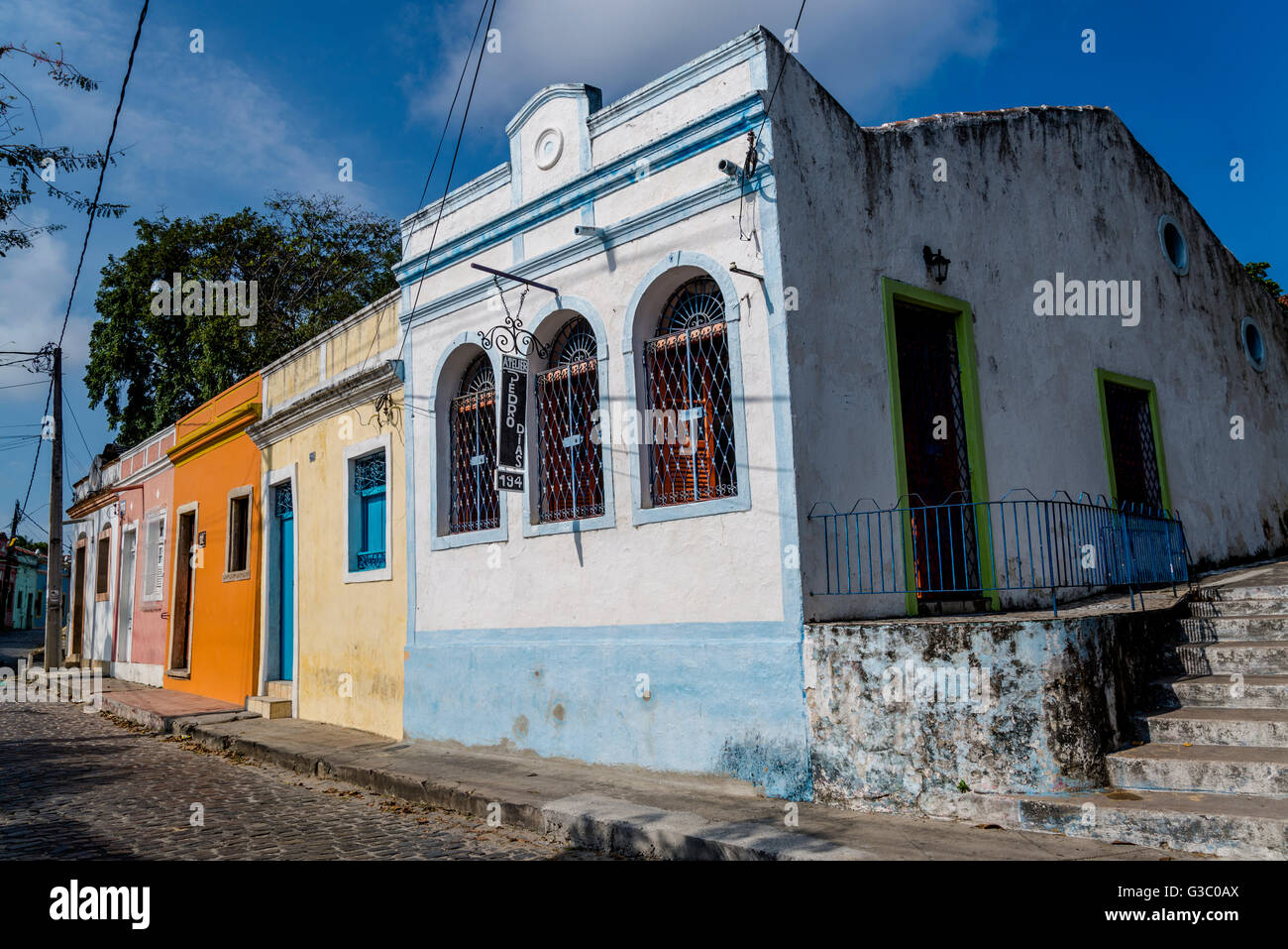 Dipinto luminosamente case, in Olinda, Pernambuco, Brasile Foto Stock