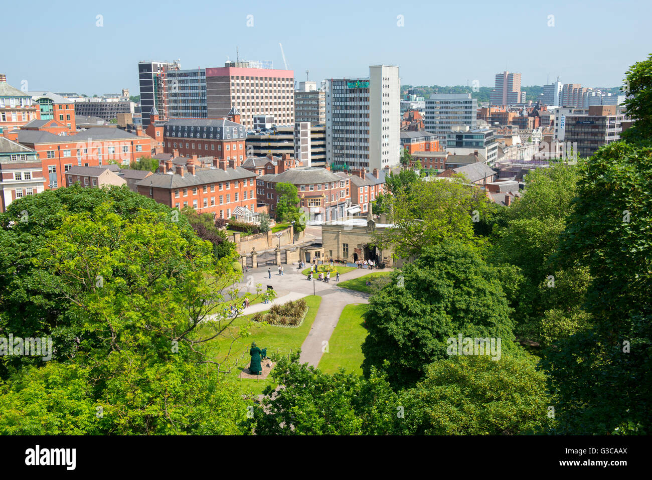 Vista sulla città di Nottingham dal tetto del castello di NOTTINGHAM, NOTTINGHAMSHIRE REGNO UNITO Inghilterra Foto Stock