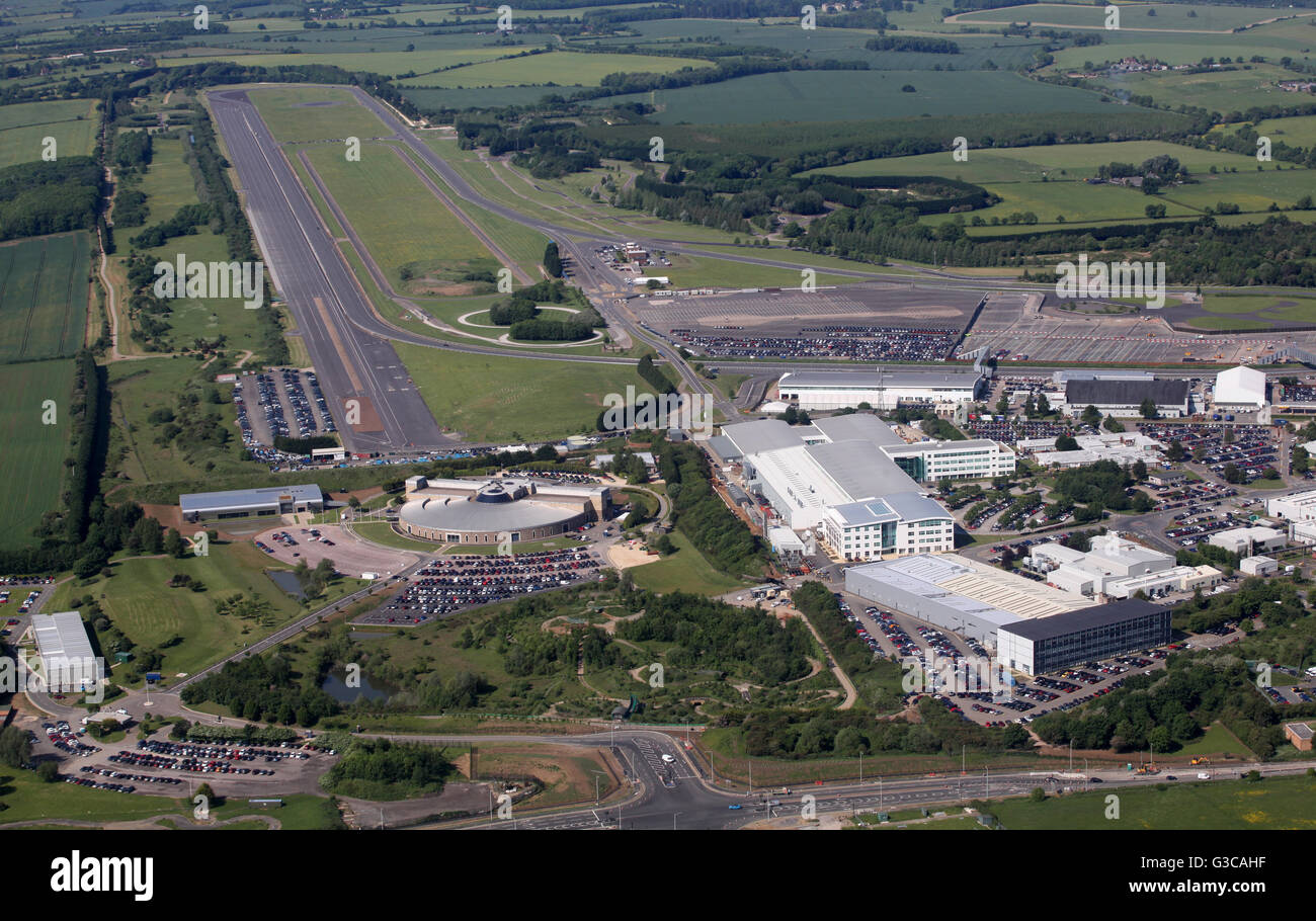 Vista aerea della RAF Gaydon airfield vicino a Banbury in Oxfordshire, Regno Unito Foto Stock