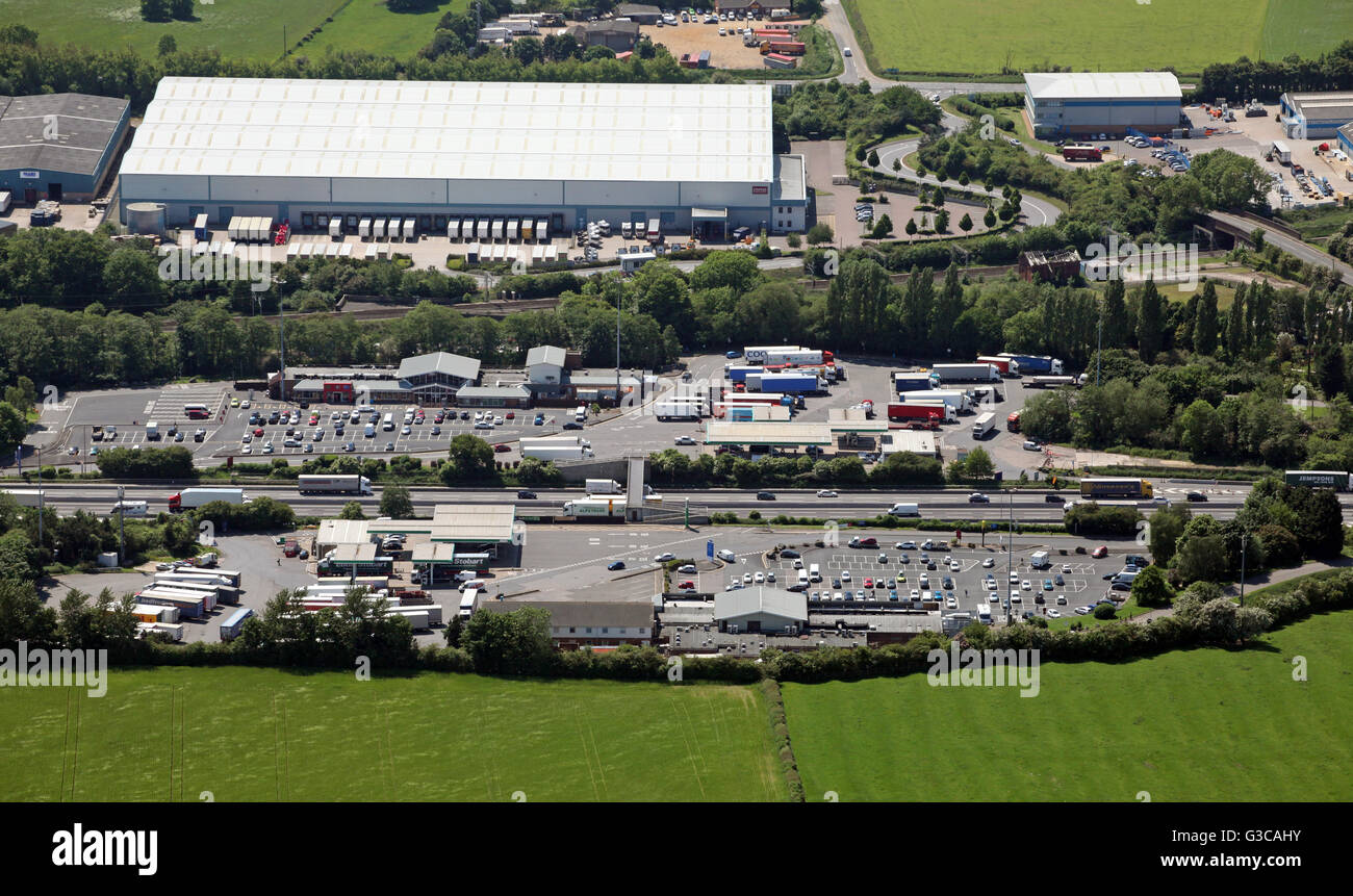 Vista aerea di Watford Gap Servizi sulla M1, Regno Unito Foto Stock