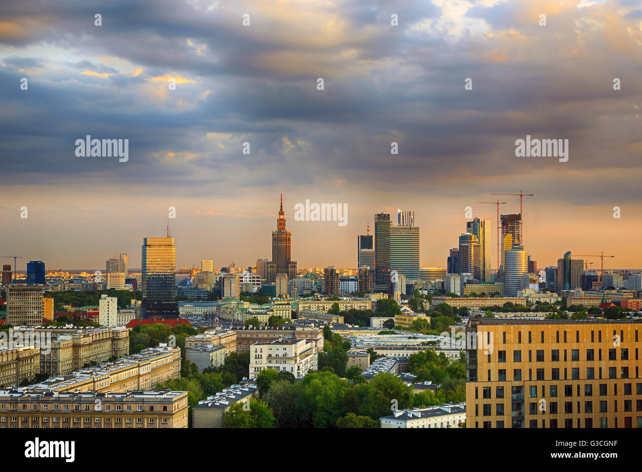 Centro di Varsavia al tramonto. HDR - High Dynamic Range Foto Stock