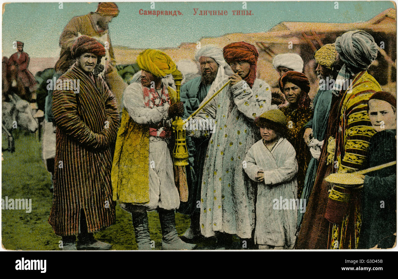 Uzbekistan - Samarcanda - Fumare una pipa di Chillum Foto Stock