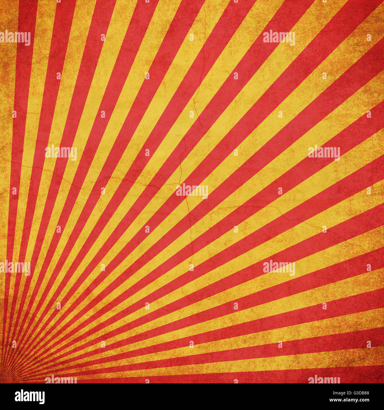 Rosso e Giallo grunge vintage sunburst sfondo con spazio Foto Stock