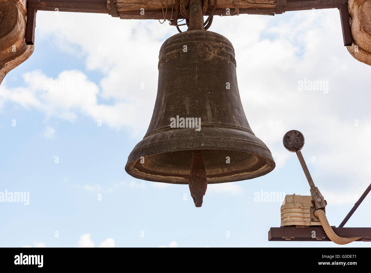 Campana nel campanile di San Giovanni degli Eremiti Chiesa, Palermo, Sicilia, Italia Foto Stock