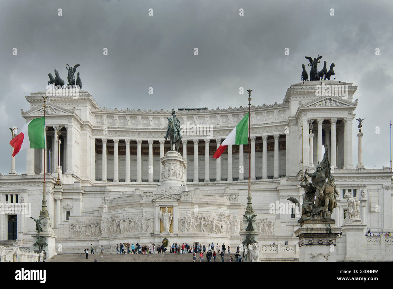 Italia, Roma, Monumento Nazionale a Vittorio Emanuele II., im Volksmund auch als Schreibmaschine bezeichnet. Foto Stock