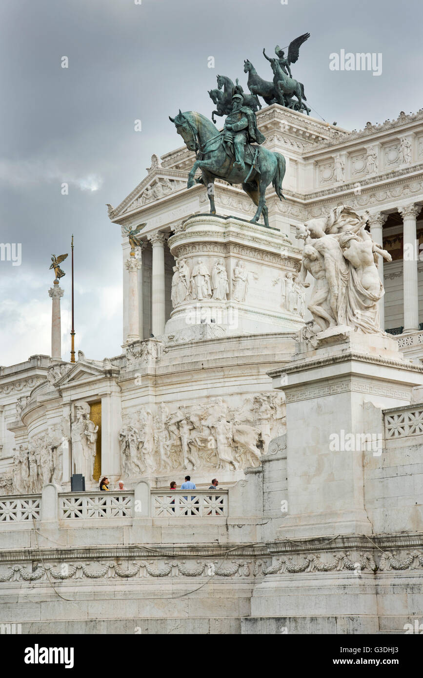 Italien, Rom, Monumento Nazionale a Vittorio Emanuele II (Vittoriano), im Volksmund auch als Schreibmaschine bezeichnet. Foto Stock