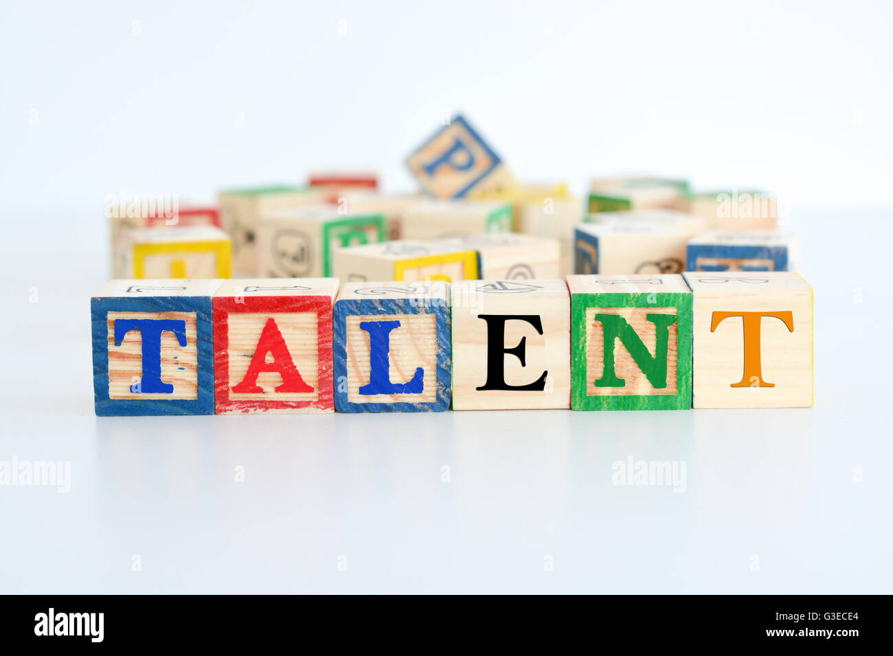 La parola "talento" scritto con lettera in legno cubi Foto Stock
