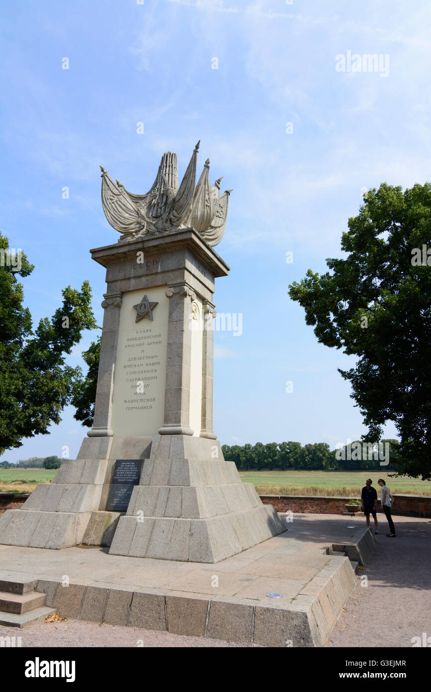 Monumento sovietico in occasione della riunione delle truppe alleate, Germania, Sassonia, Sassonia, , Torgau Foto Stock