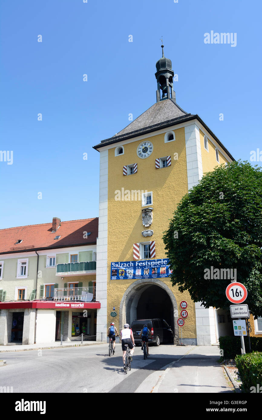 Le porte della città Oberes Stadttor, Salzburger Tor, in Germania, in Baviera, Baviera, Oberbayern, Rupertiwinkel, Alta Baviera, Laufen (Salzach) Foto Stock