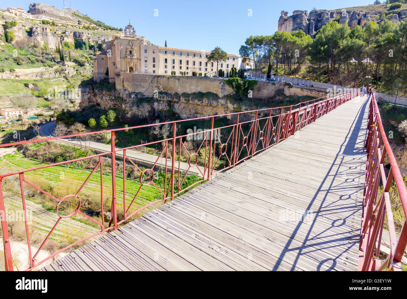 Famosa passerella di ferro nella città di Cuenca, Spagna Foto Stock