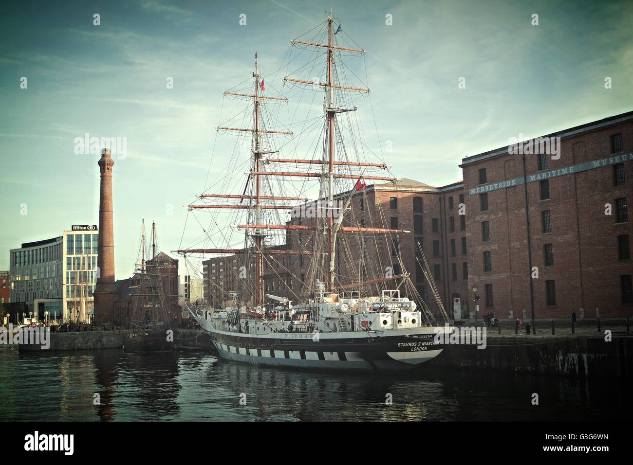 Stavros S. Niarchos Tall Ship, Liverpool Waterfront Foto Stock