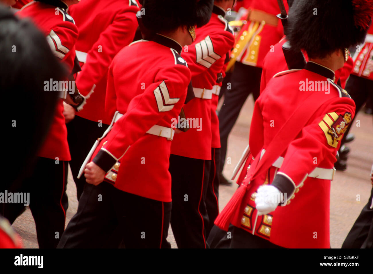 Londra, Regno Unito. 11 Giugno, 2016. Guardsman in Mall Credito: Chris Carnell/Alamy Live News Foto Stock