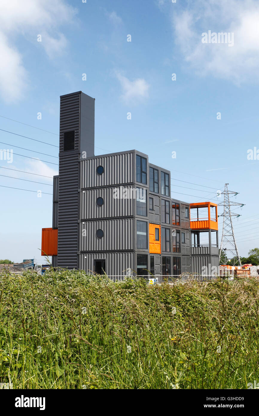 Container unità ufficio unitsbuilding edifici alloggio contenitori auto costruire Foto Stock Container unità ufficio unitsbuilding edifici alloggio contenitori auto costruire Foto Stock