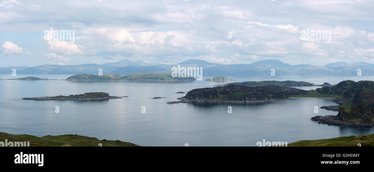 Garvellachs dalla collina vicino Kilmory lodge, Scarba (Panorama) Foto Stock