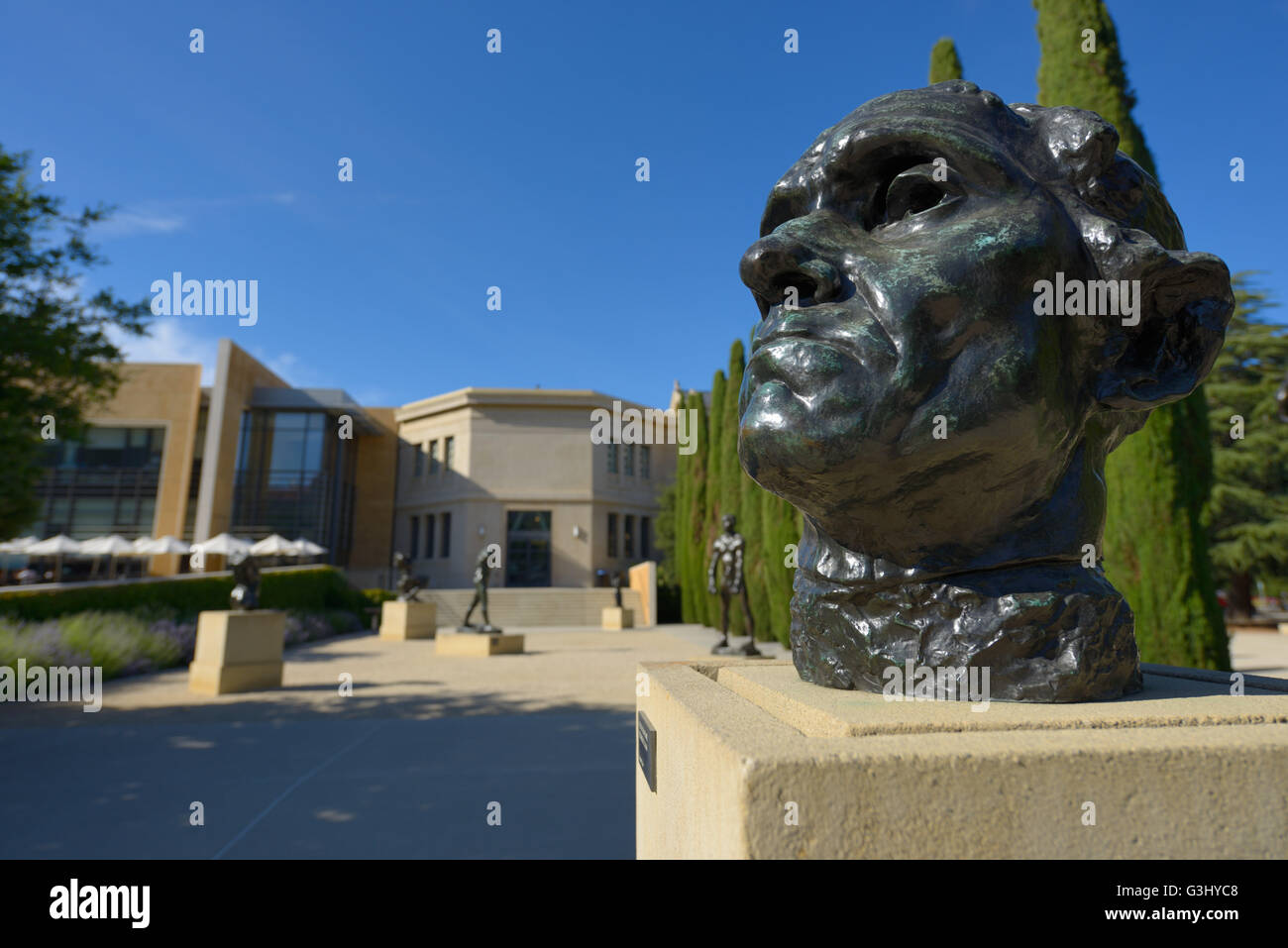 Il giardino di scultura Auguste Rodin presso l'Iris e il B. Gerald Cantor Center for Visual Arts, Stanford University CA Foto Stock