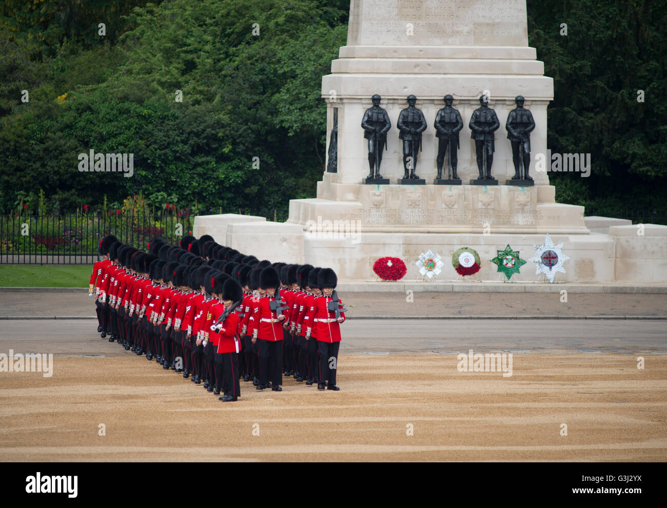La Sfilata delle Guardie a Cavallo, Londra, Regno Unito. 11 giugno 2016. Il novantesimo compleanno sfilata di Sua Maestà la Regina Elisabetta II. Foto Stock