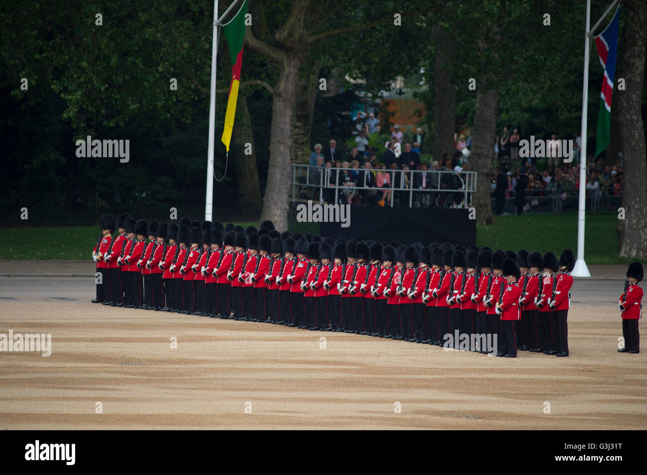 La Sfilata delle Guardie a Cavallo, Londra, Regno Unito. 11 giugno 2016. Il novantesimo compleanno sfilata di Sua Maestà la Regina Elisabetta II. Foto Stock
