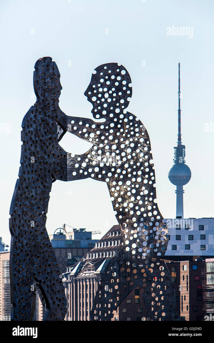 Artwork, scultura molecola Uomo nel fiume Sprea, Berlino, distretto di Friedrichshain, Foto Stock