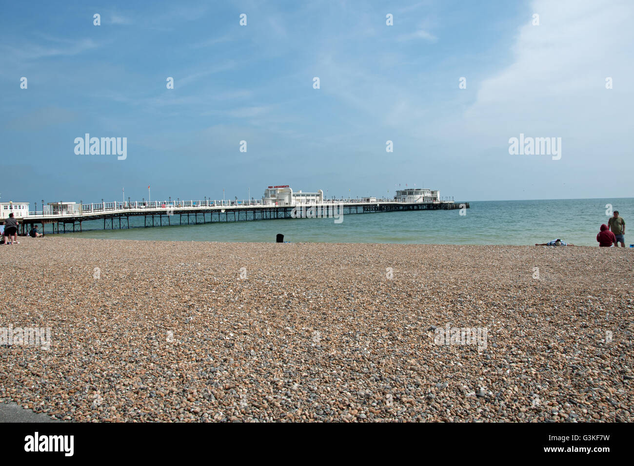Viste dalla Marine Parade del molo a Worthing, West Sussex Foto Stock
