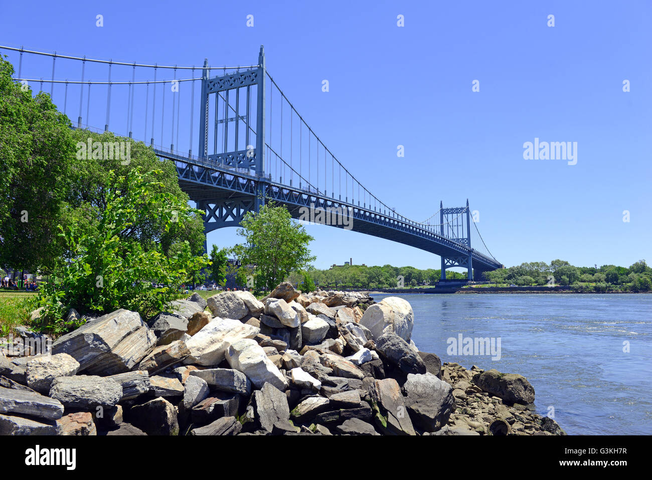 Il Triborough Bridge spanning su Randall's Island, New York City Foto Stock