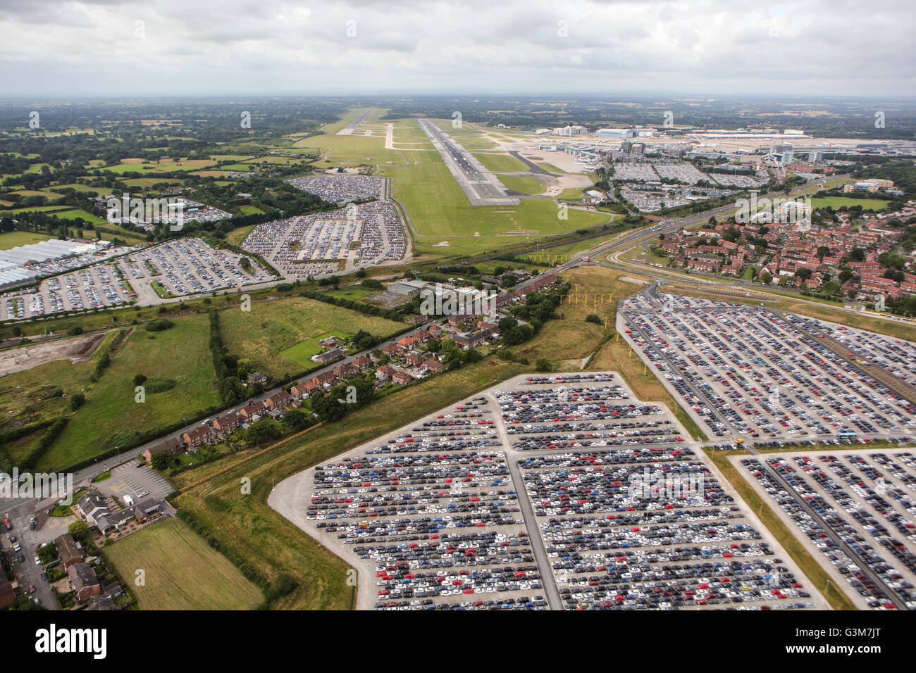 Una veduta aerea dell'Aeroporto Internazionale di Manchester Foto Stock