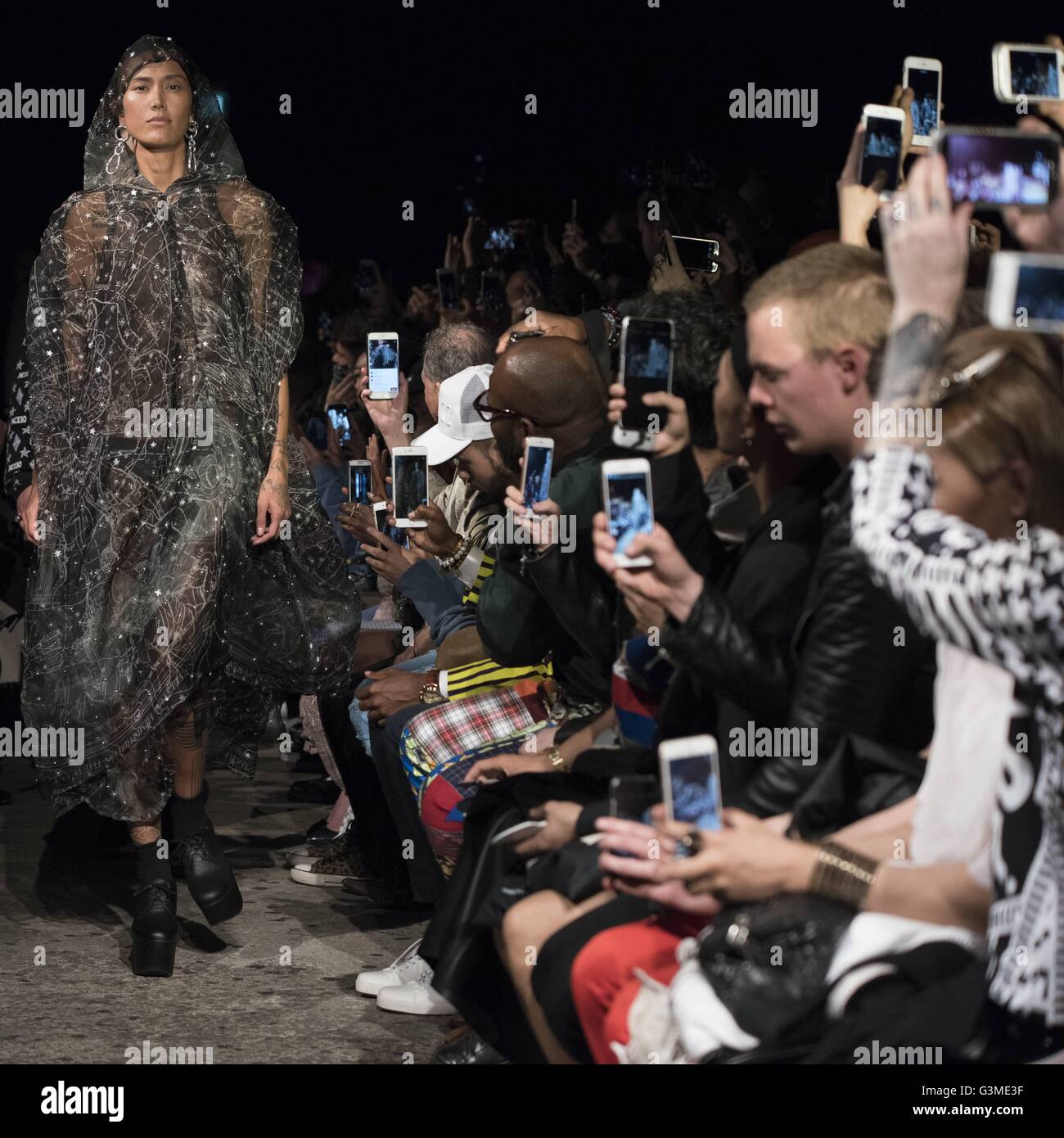 KTZ pista a Londra collezioni uomini SS17, LCM SS17. 12/06/2016 | Utilizzo di tutto il mondo Foto Stock