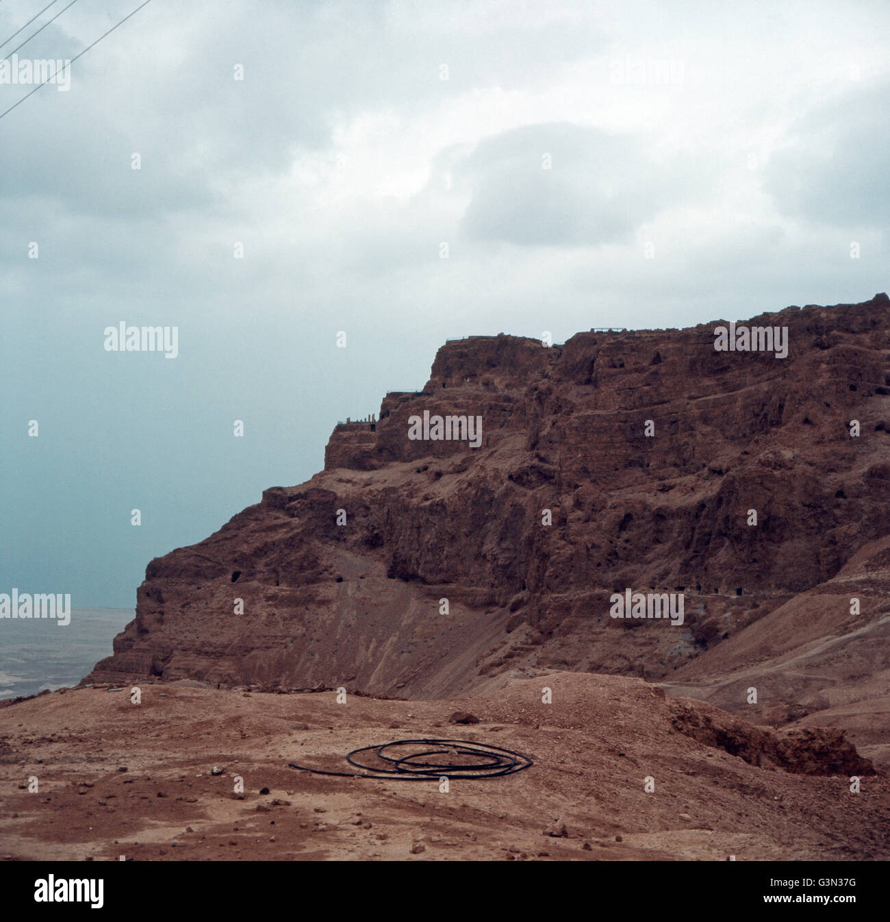 Der Tafelberg Massada in Israele 1970er Jahre. Il plateau di roccia Massada in Israele degli anni settanta. Foto Stock