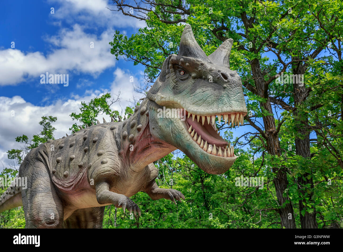 Carnotaurus dinosauro a Dinosaurs Alive, Assiniboine Park Zoo, Winnipeg, Manitoba, Canada. Foto Stock