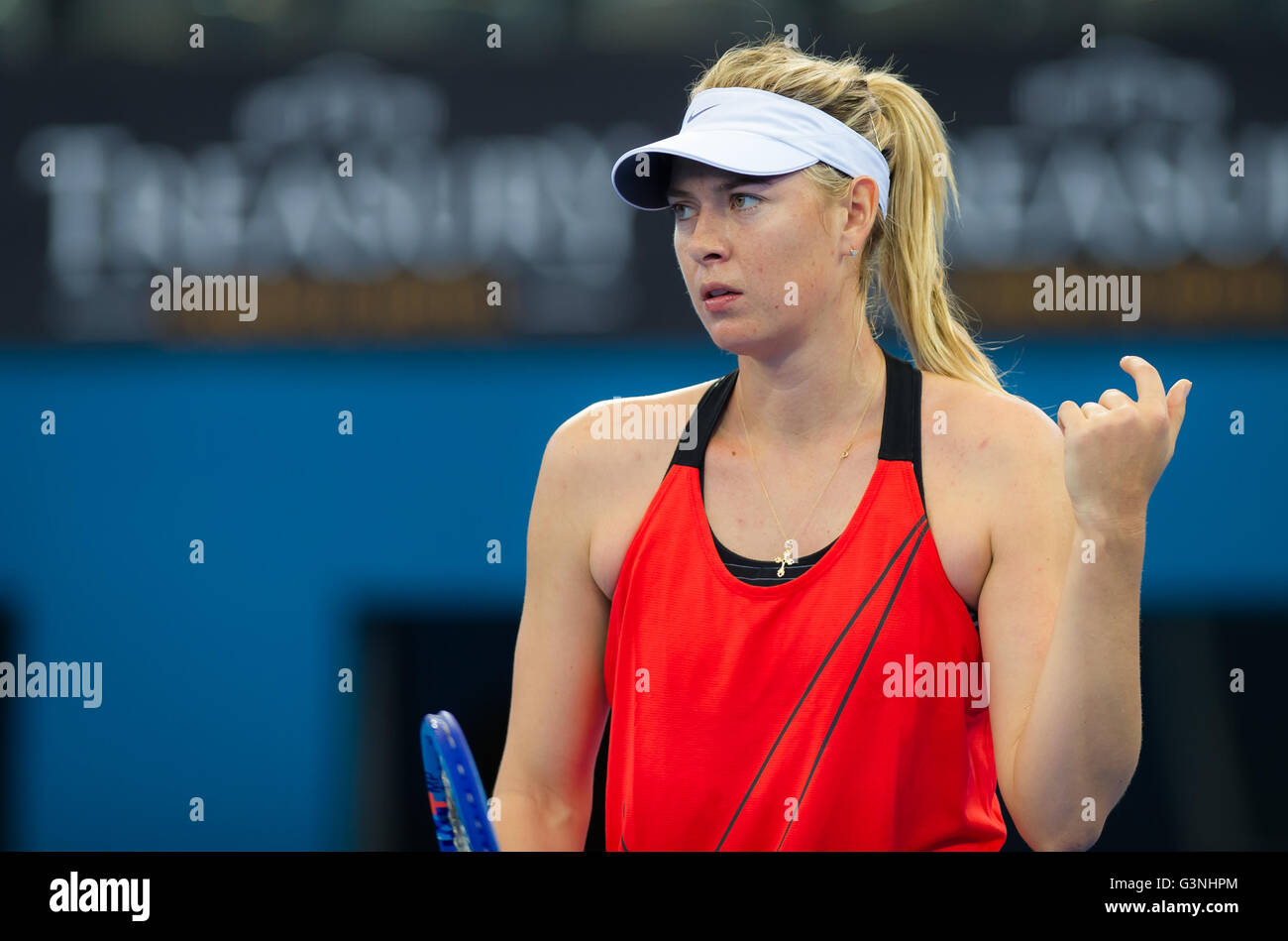 Maria Sharapova durante la pratica al 2016 Internazionale di Brisbane Foto Stock