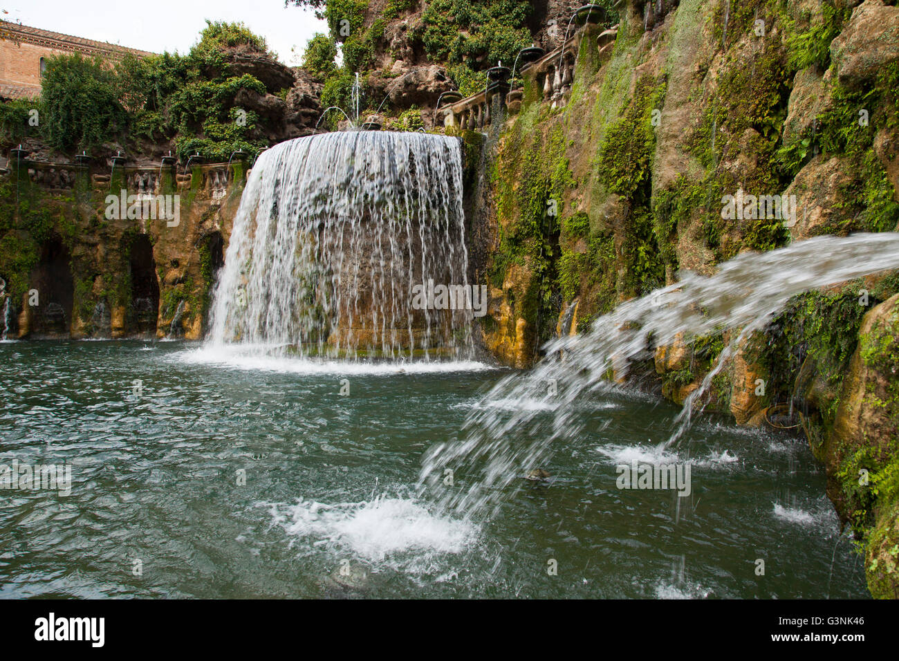 La Fontana dell'Ovato, Fontana ovale, a Villa d'Este, Giardini di Tivoli, Lazio, l'Italia, Europa Foto Stock