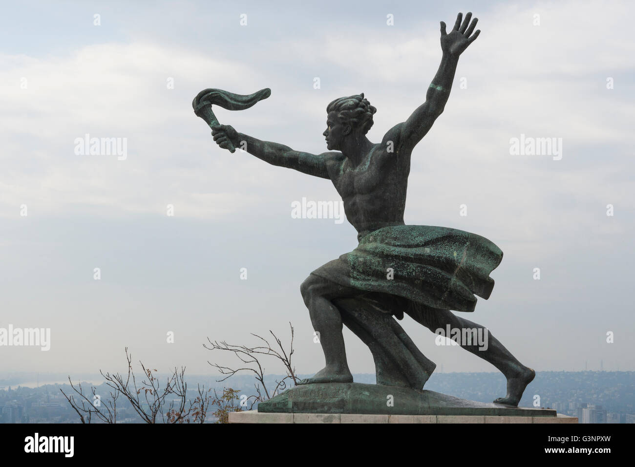Il monumento della liberazione è stato originariamente progettato per celebrare il comunismo, Citadel, Budapest, Ungheria Foto Stock