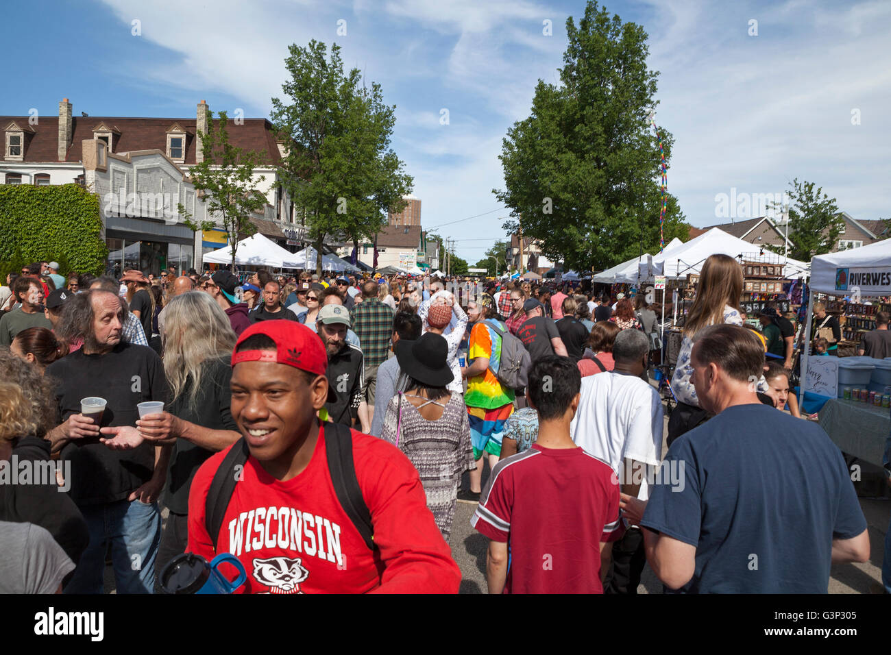 La Locust Street Festival a Milwaukee nel Wisconsin è un evento annuale con musica, arte e cibo. Foto Stock