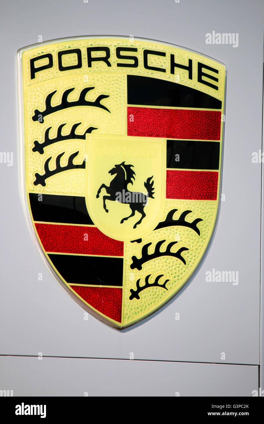 Logo der Marke "Porsche", Berlino. Foto Stock