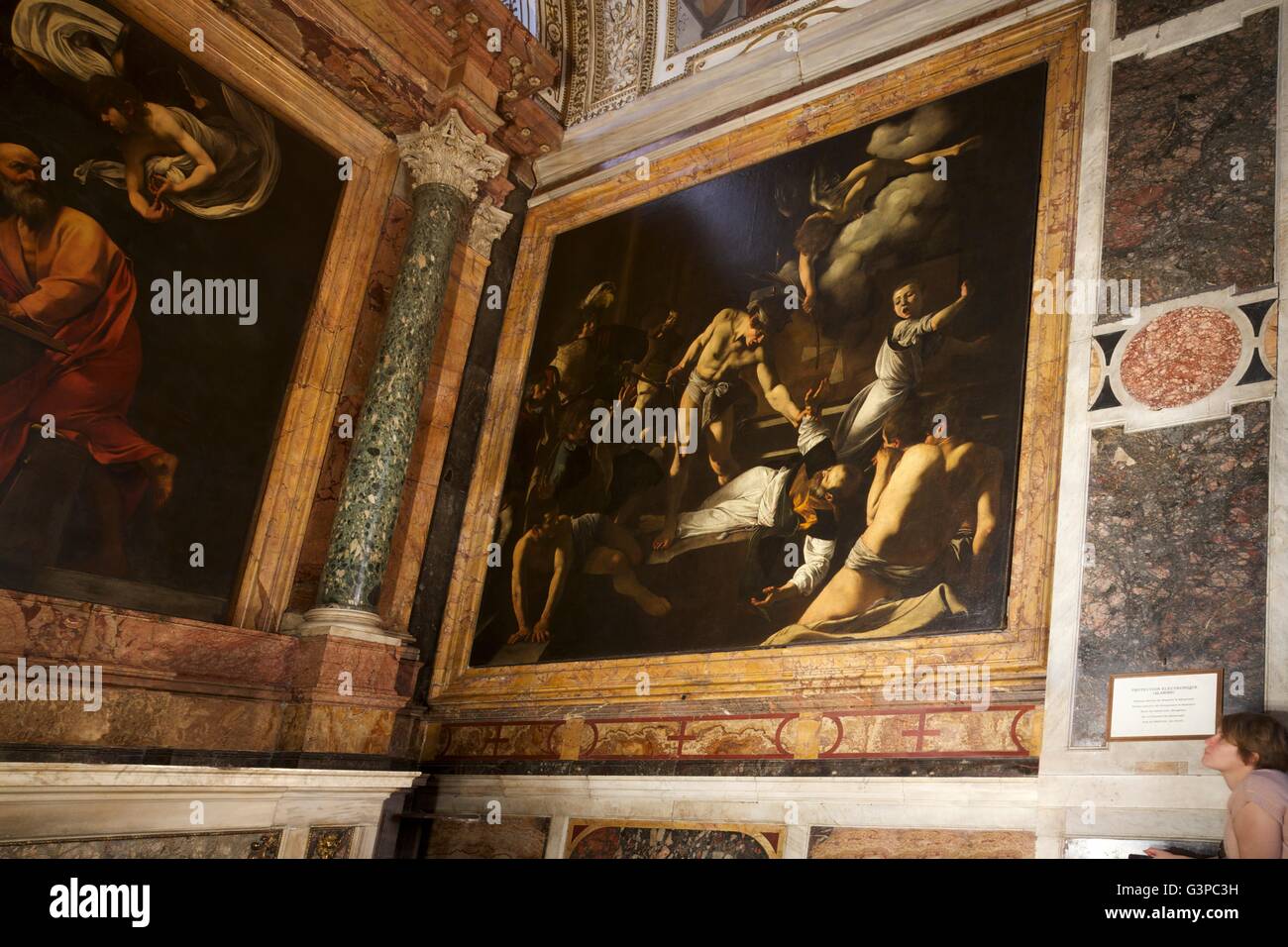 Il Martirio di San Matteo, di Caravaggio, 1599-1600, cappella Contarelli,  Chiesa di San Luigi dei Francesi, Roma, lazio, Italy Foto stock - Alamy