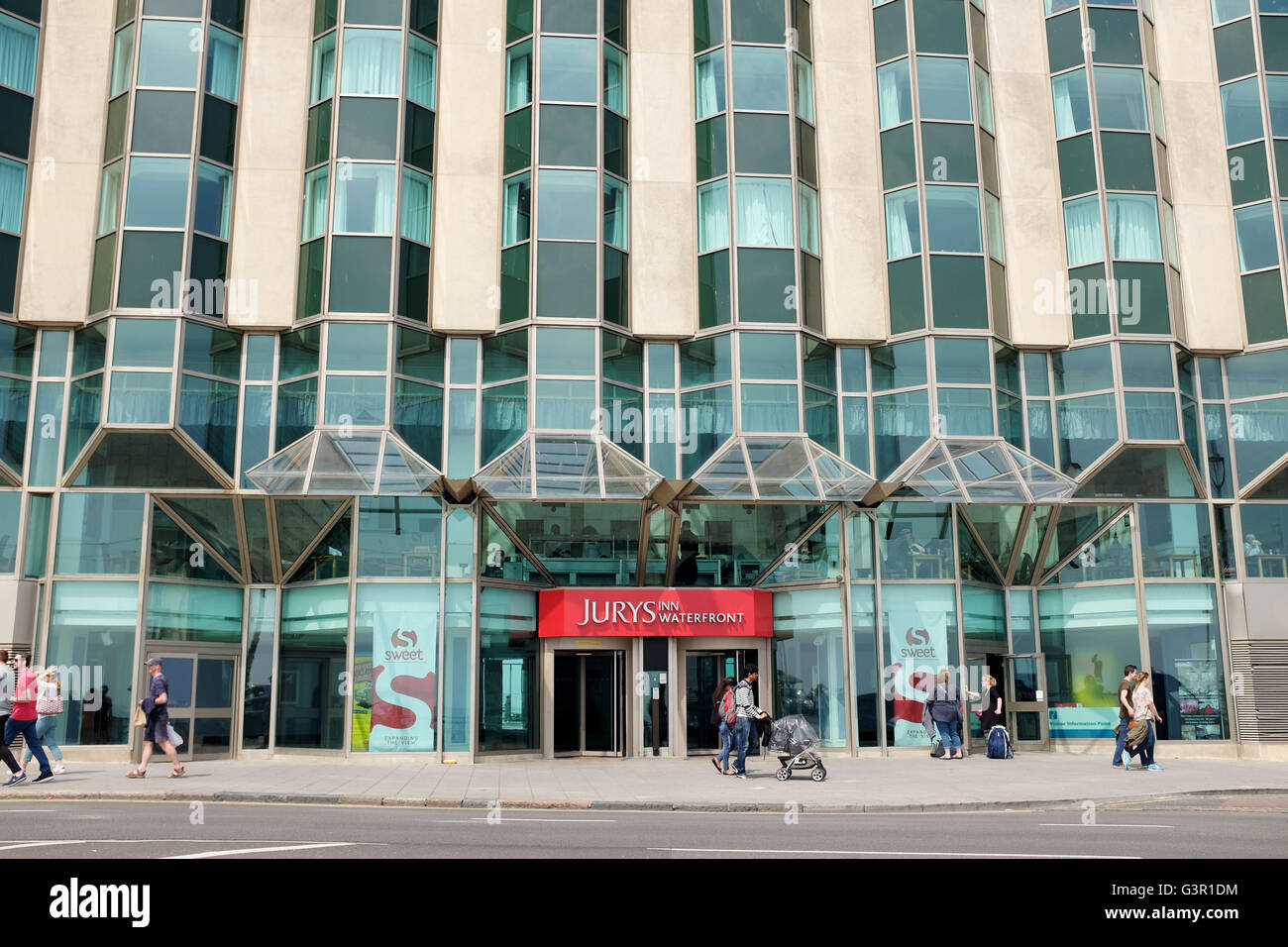 Il Jurys Inn Waterfront Hotel Brighton Seafront REGNO UNITO Foto Stock