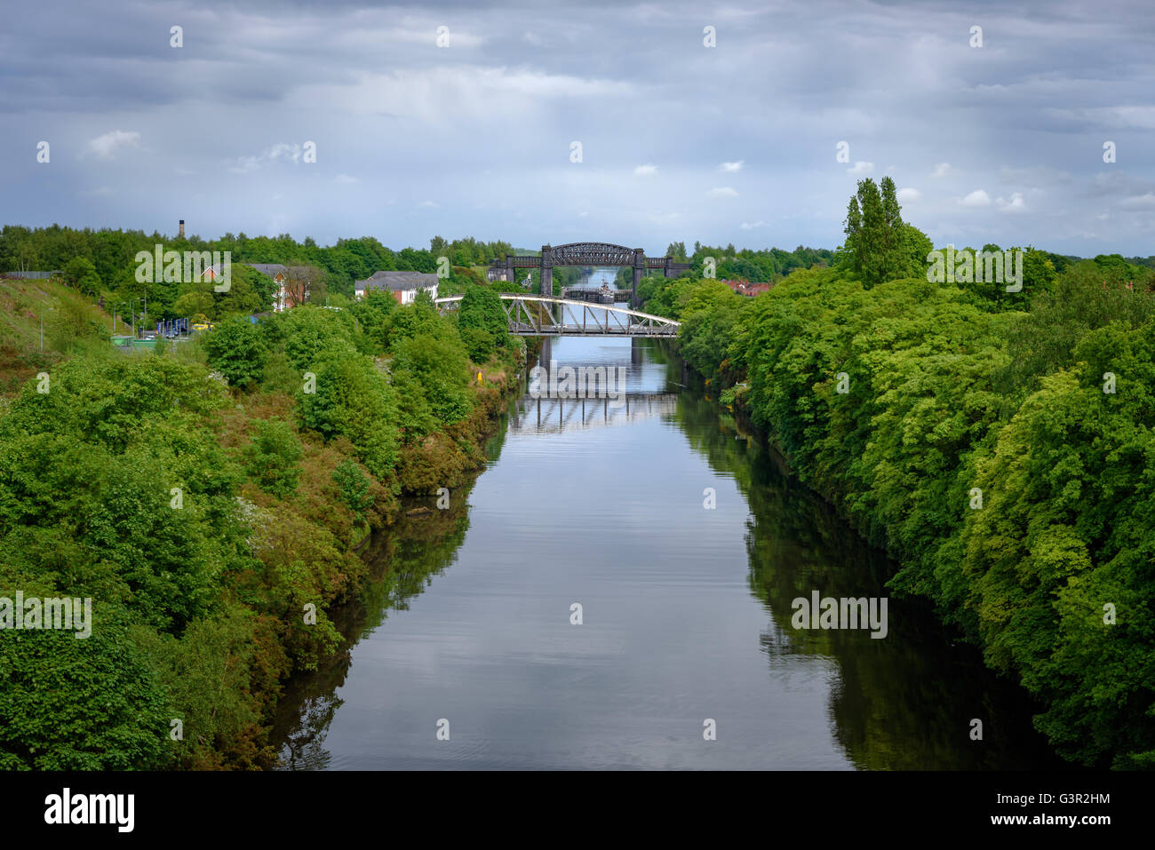 Warrington è una città nel Cheshire, Inghilterra e fu fondata dai Romani presso un importante luogo di passaggio sul fiume Mersey. Foto Stock