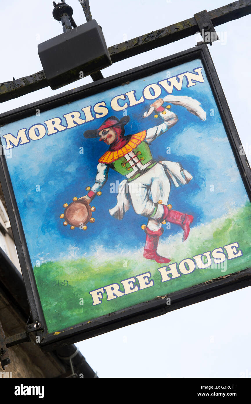Morris Clown pub segno a Bampton, Oxfordshire, Inghilterra Foto Stock