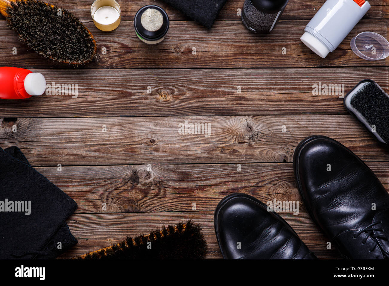 Spazzole, cera, scarpe, accessori Foto Stock