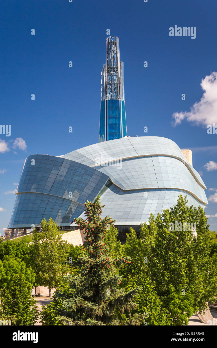Il Museo Canadese per i diritti umani la costruzione presso le forche in Winnipeg, Manitoba, Canada. Foto Stock