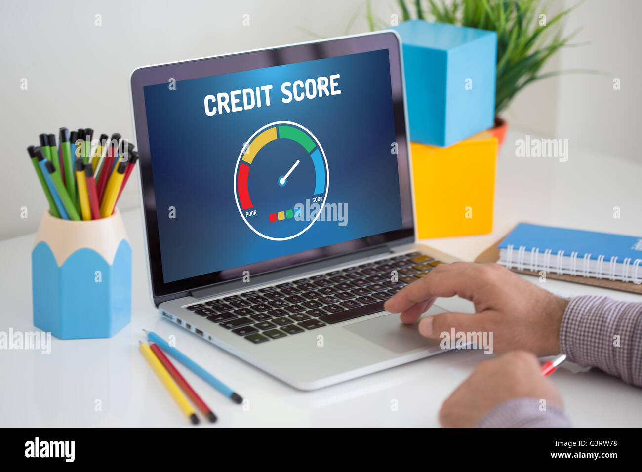 Computer con punteggio di credito applicazione su una schermata Foto Stock