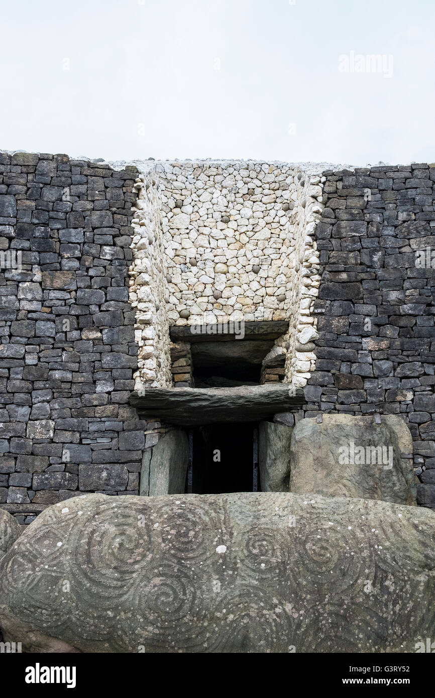 Passaggio di newgrange tomba monumento nazionale Irlanda Foto Stock