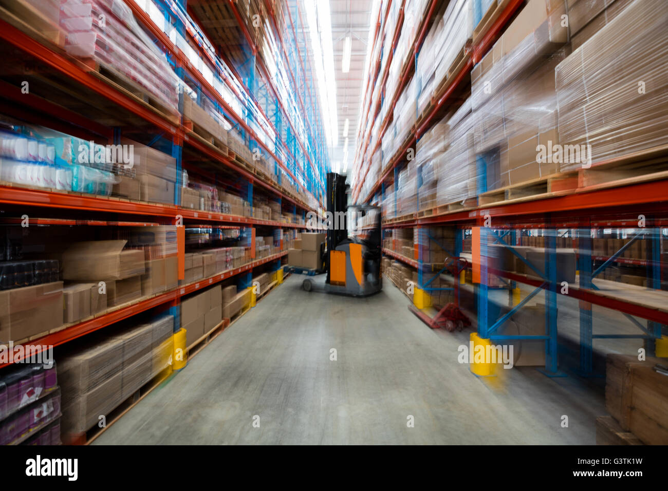 Carrello elevatore con n. di persone Foto Stock