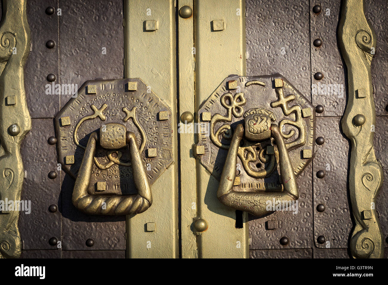 Vecchia serratura sulla porta vintage, close-up foto Foto Stock