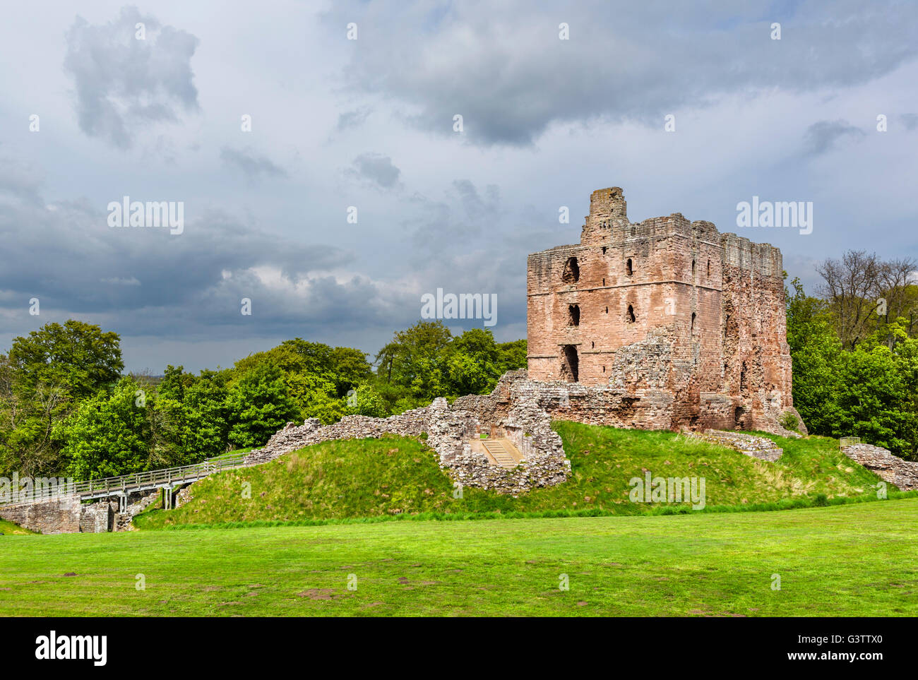 Le rovine del castello di Norham, vicino a Berwick On Tweed, Northumberland, England, Regno Unito Foto Stock