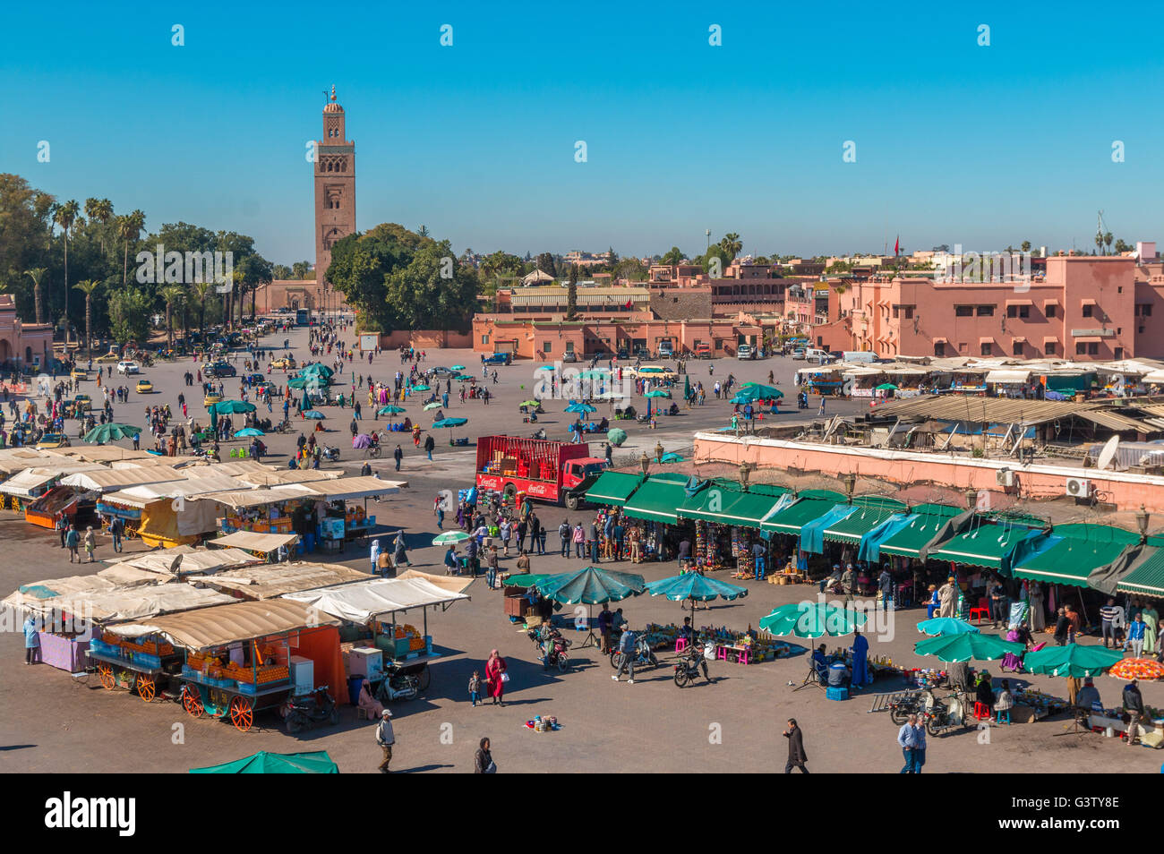 Piazza Djemma el Fna a Marrakech marocco Foto Stock