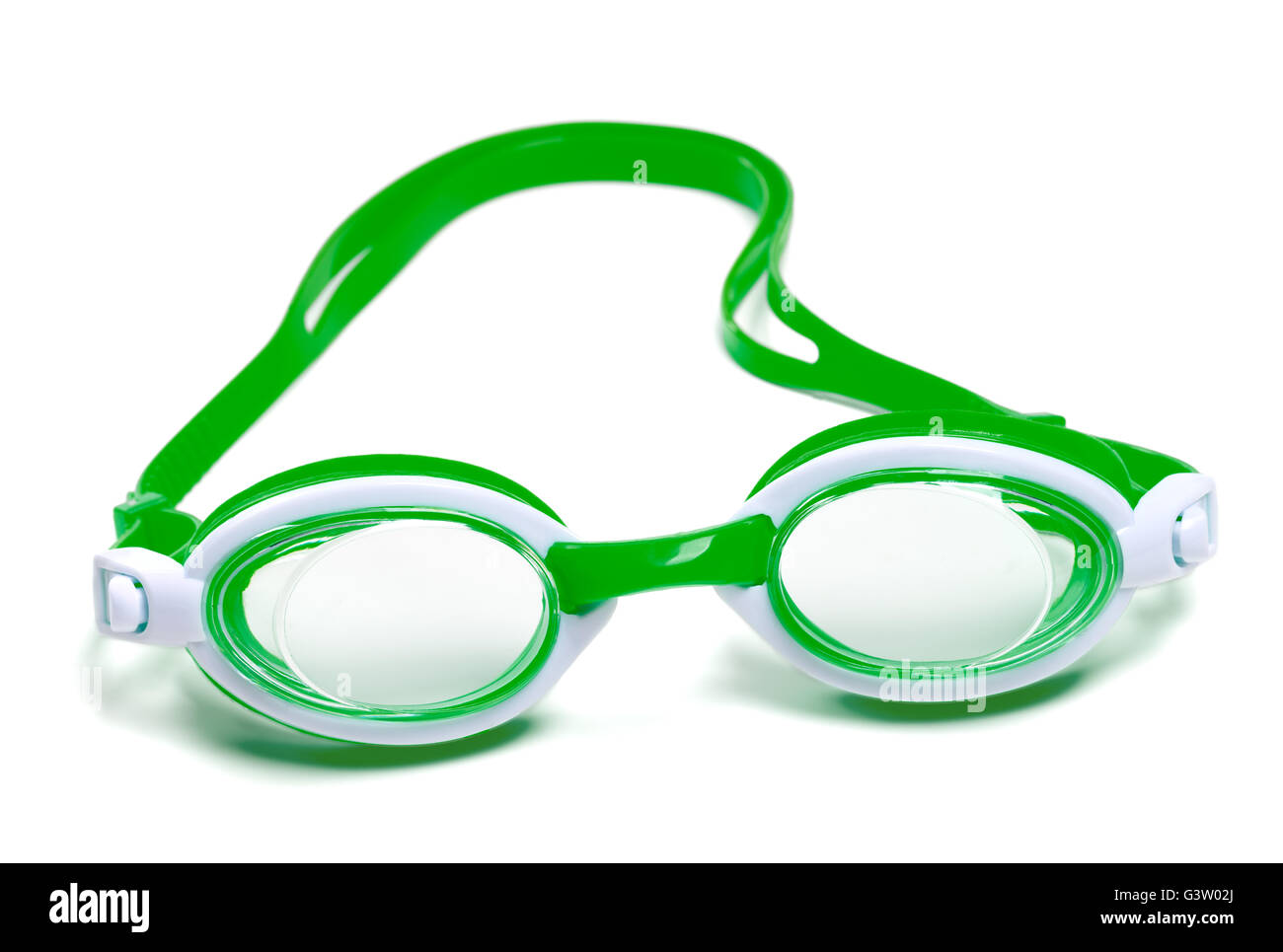 Occhiali per nuoto isolati su sfondo bianco Foto Stock
